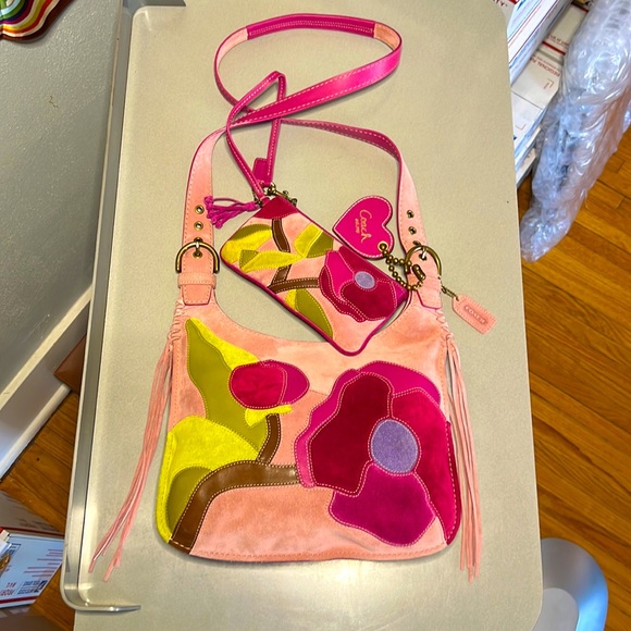 *Rare* Coach Ltd Ed Poppy for Peace Pink Hippie Crossbody & Wristlet SET Floral - Picture 1 of 14